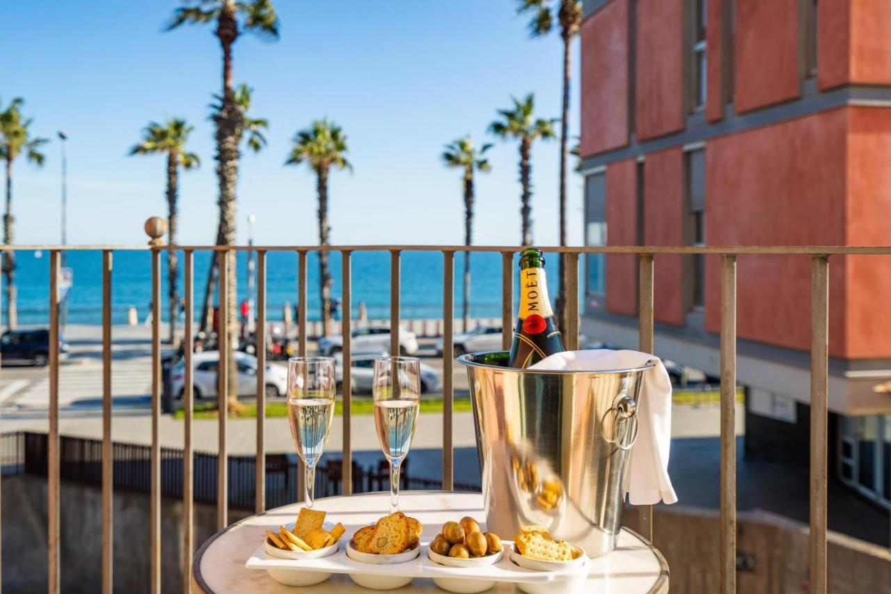 Kronos On The Beach Suite 1 Barcelona Exterior photo