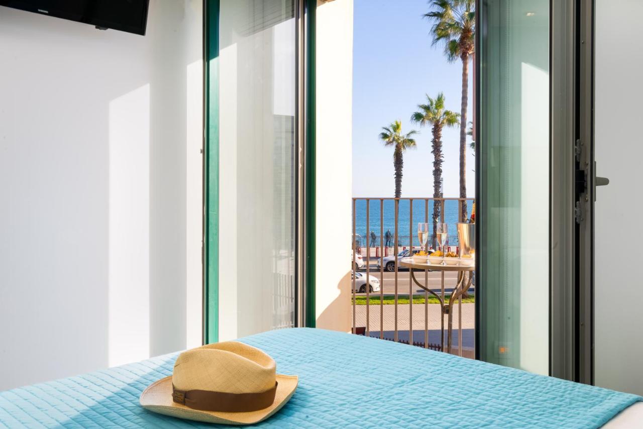 Kronos On The Beach Suite 1 Barcelona Exterior photo