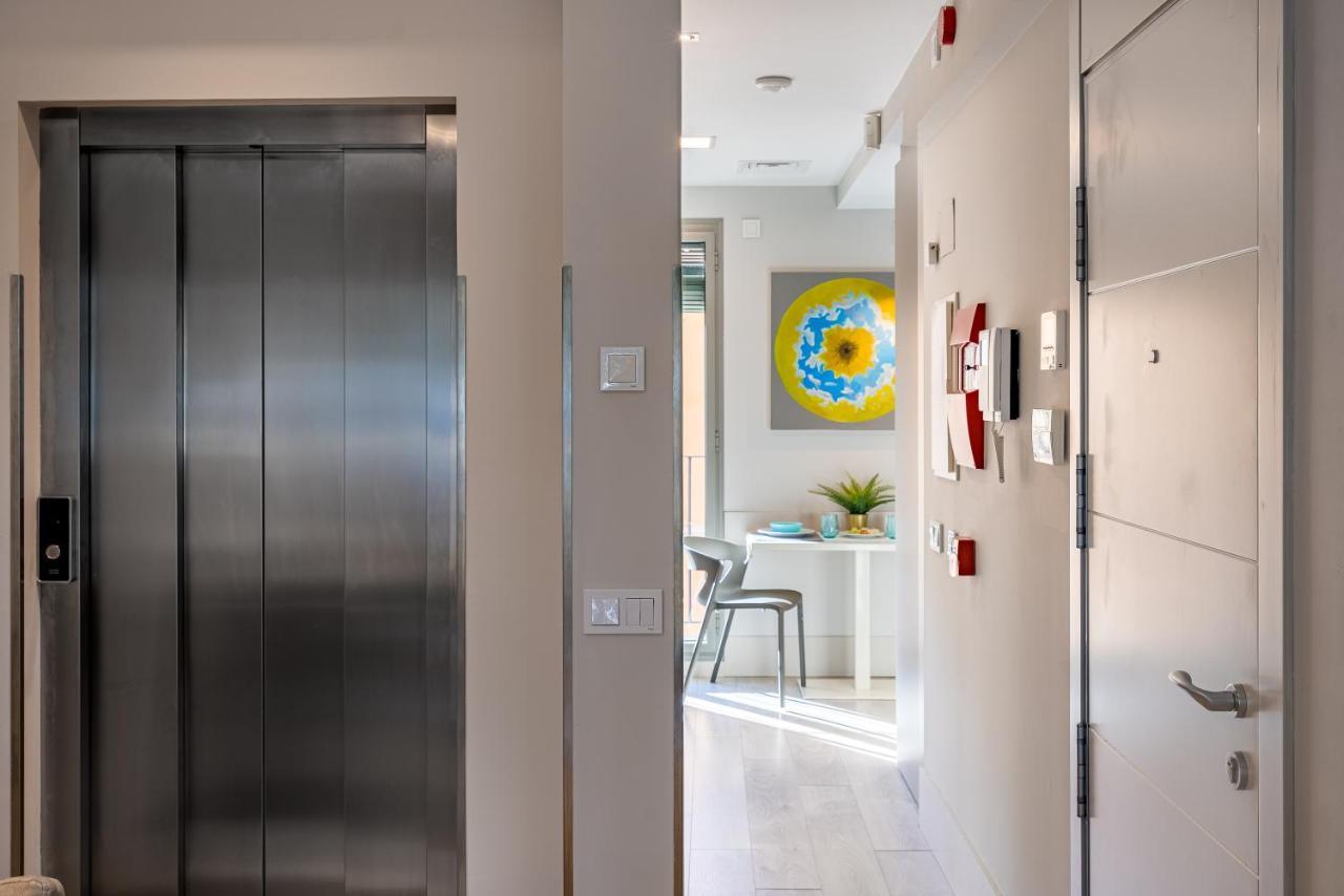Kronos On The Beach Suite 1 Barcelona Exterior photo